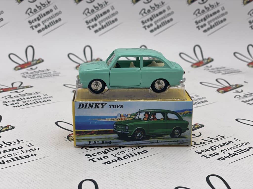 DINKY TOYS FIAT 850 フィアット-